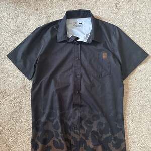 Sherdy Dri-Fit Leporad Button Down Shirt